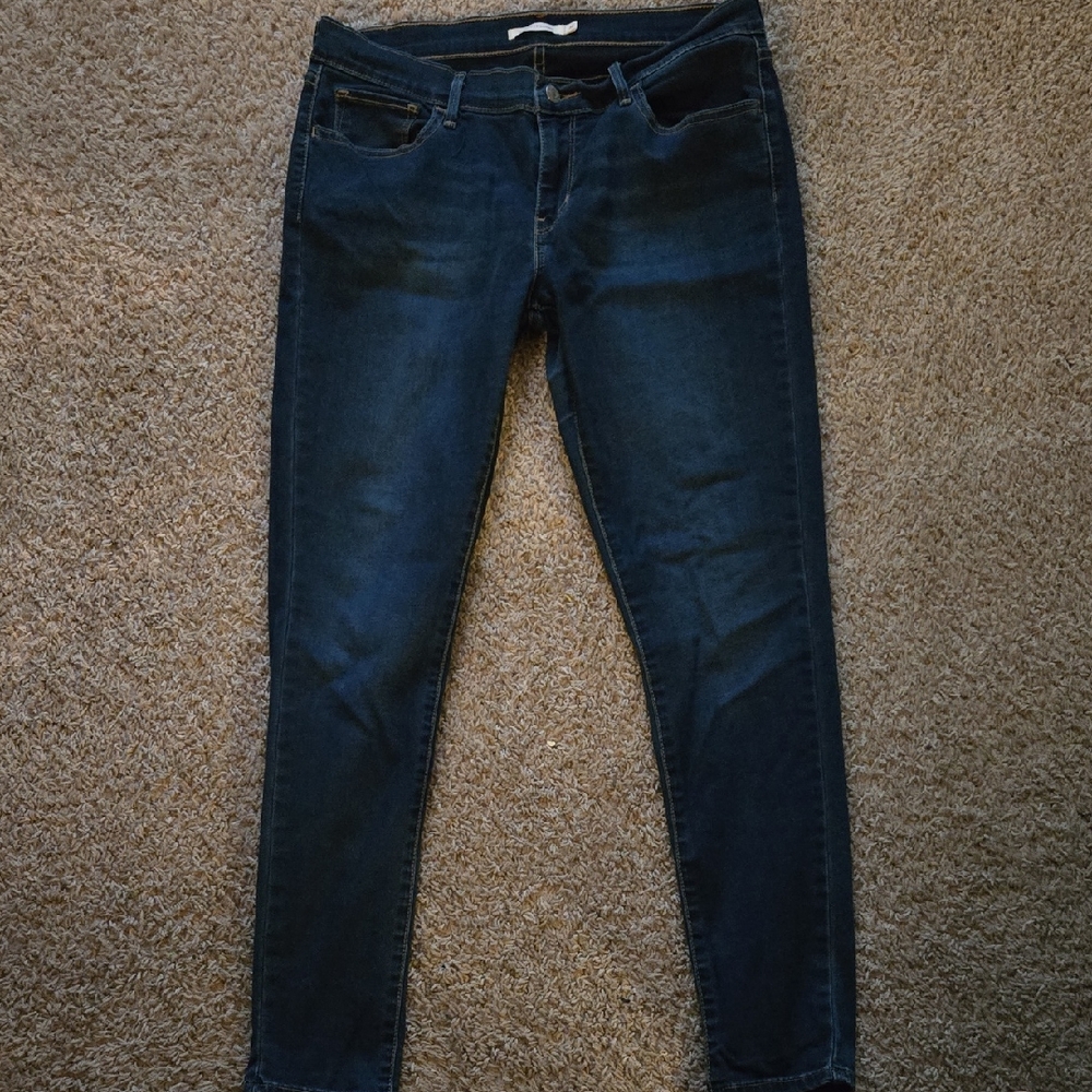 Levi's Blue Skinny Jeans with Stretch and Classic Style